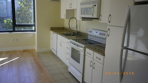 1st image of 260 King St Unit 269