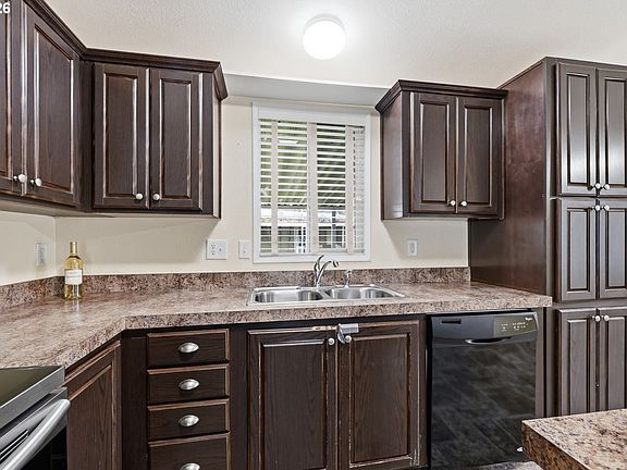 4th image of 1475 Green Acres Rd Space 150