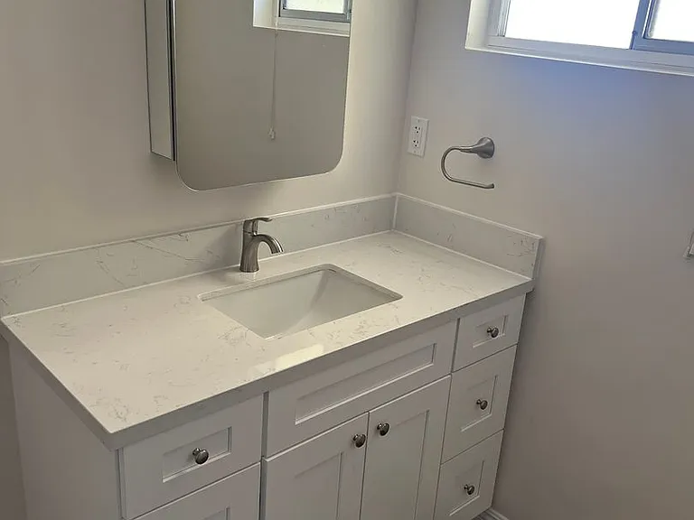 Carousel Apartments: Modern Living in the Heart of the Arcadia — Photo 5