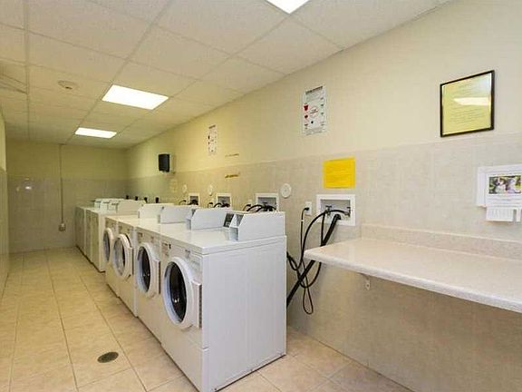 3rd image of 1515 E Broward Blvd #1515
