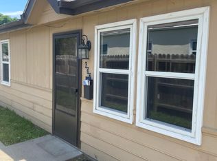 637 W 13th St, Junction City, KS 66441