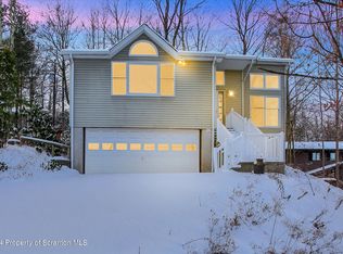 102 Grandview St, Clarks Summit, PA 18411