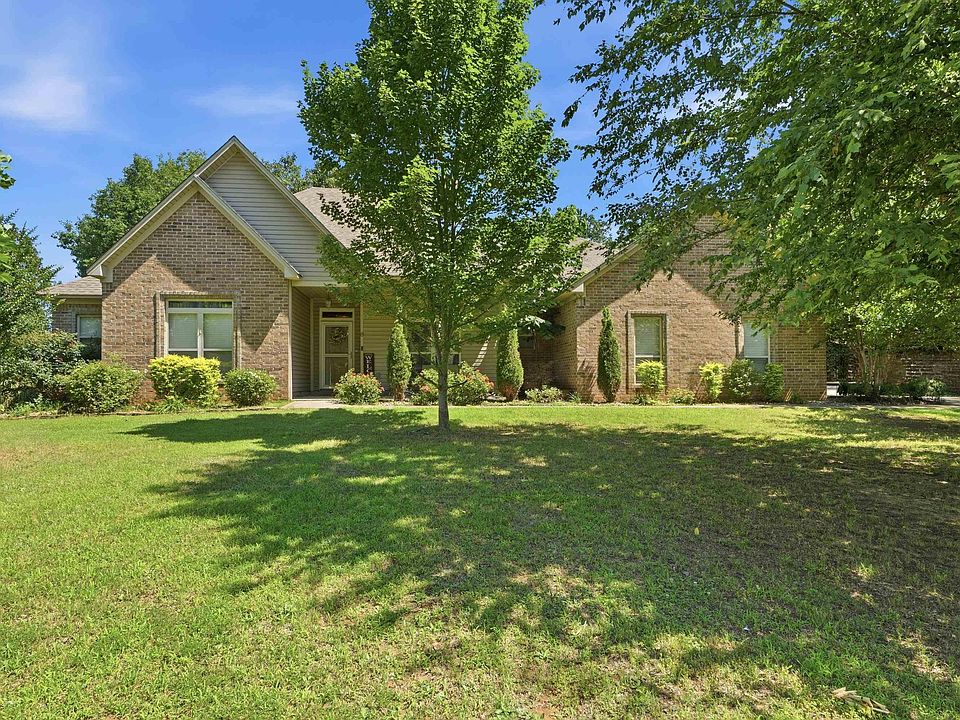 1st image of 8 Oak Cliff Cv