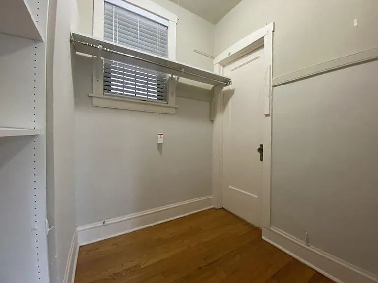801 W Cornelia — Photo 25