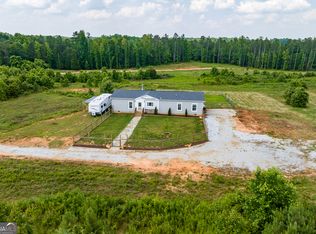 1284 New Hope Church Rd, Comer, GA 30629