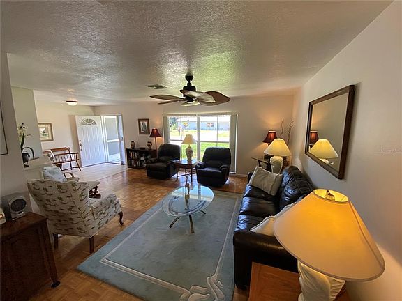 5th image of 1340 Mohawk Dr
