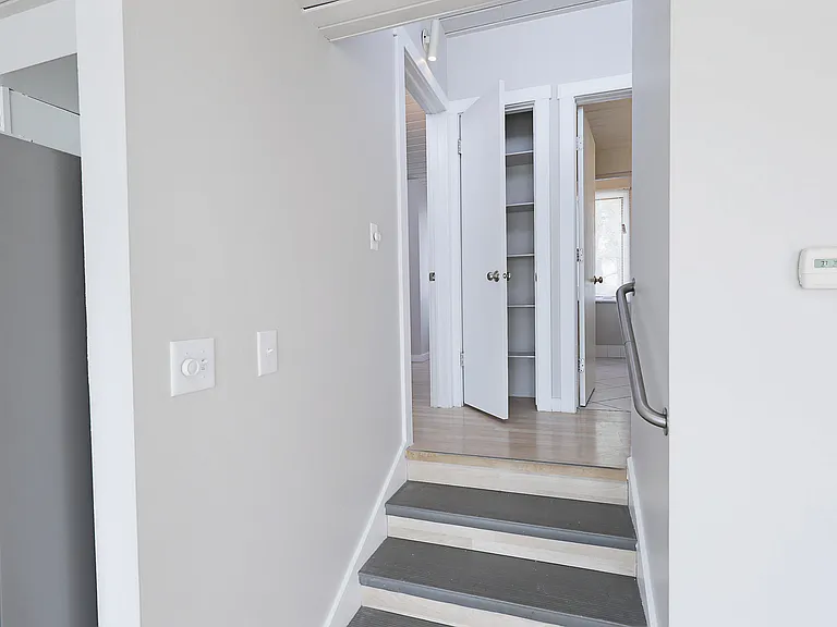 643 W Lakeshore Dr — Photo 14