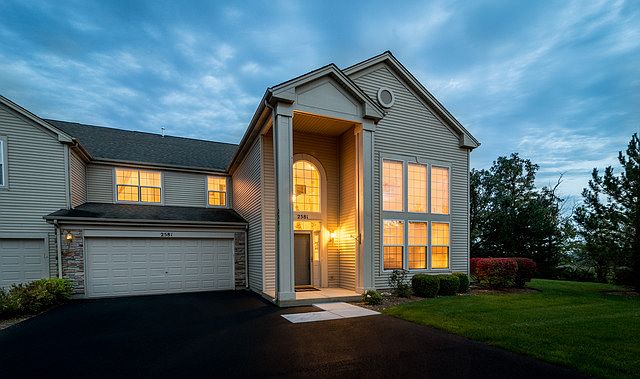 1st image of 2581 Oak Dr #0