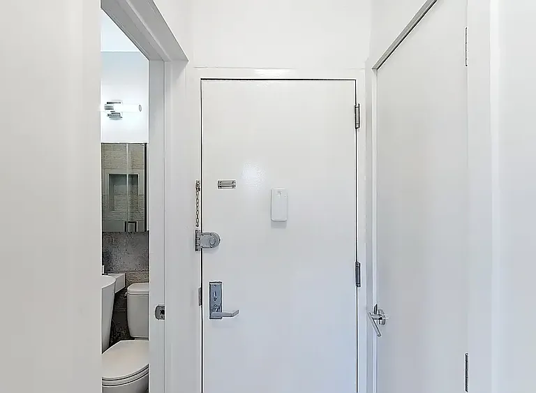 624 E 11th St #5AA — Photo 5