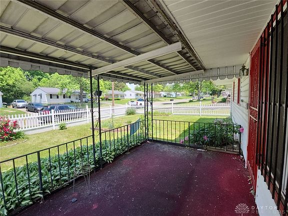 4th image of 3858 Necco Ave
