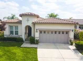 24004 Snowberry Ct, Corona, CA 92883