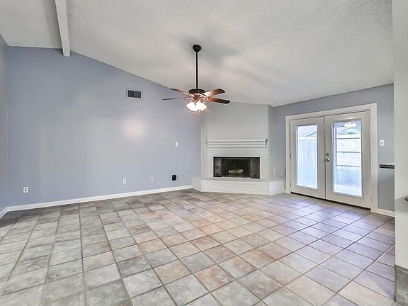4th image of 11507 Kerman Dr