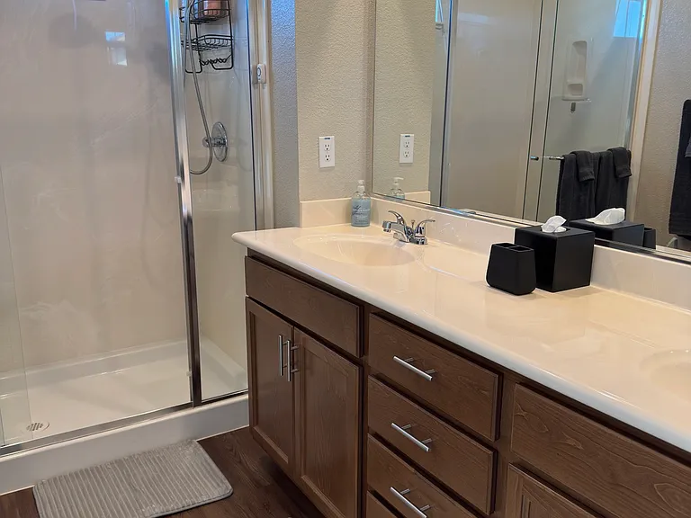 114 Huddlestone Cir — Photo 24