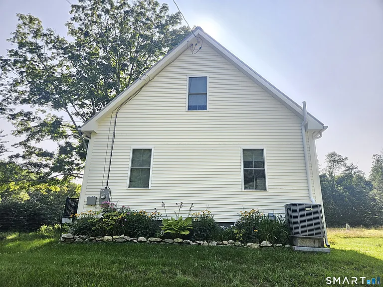 15 N Brook St — Photo 31