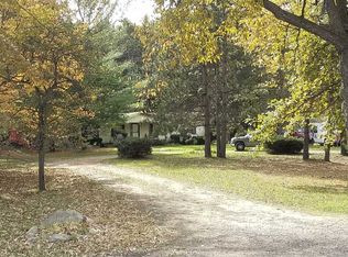 11358 Dunham Rd, Hartland, MI 48353