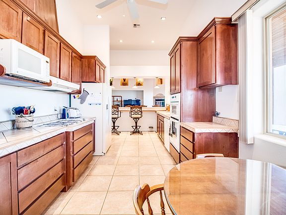 5th image of 43827 N 11th Ave