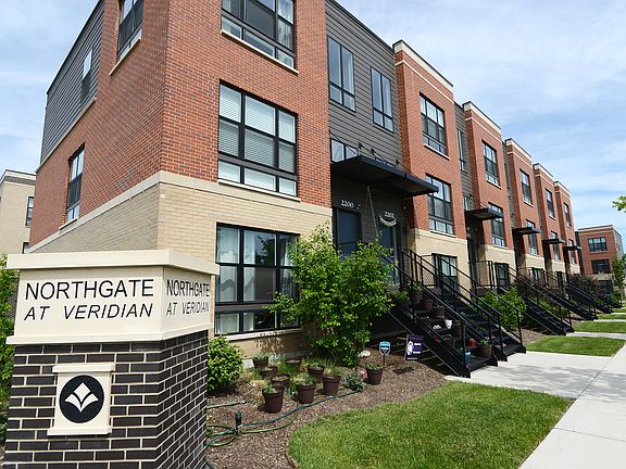 2nd image of 2204 Venture Dr