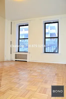 Rented by Bond New York | media 8