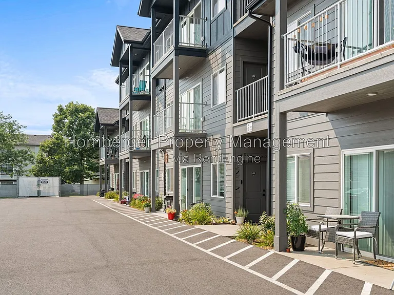 16104 E Valleyway — Photo 48