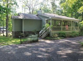 10816 Laken Woods Dr, Bumpass, VA