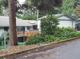 2216 109th Ave SE, Bellevue, WA 98004