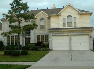 2113 Rushing Spring Dr, Pearland, TX 77584