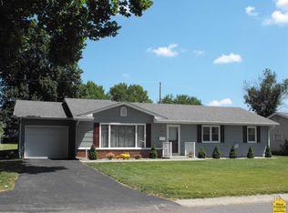 2404 Golf Dr, Sedalia, MO 65301