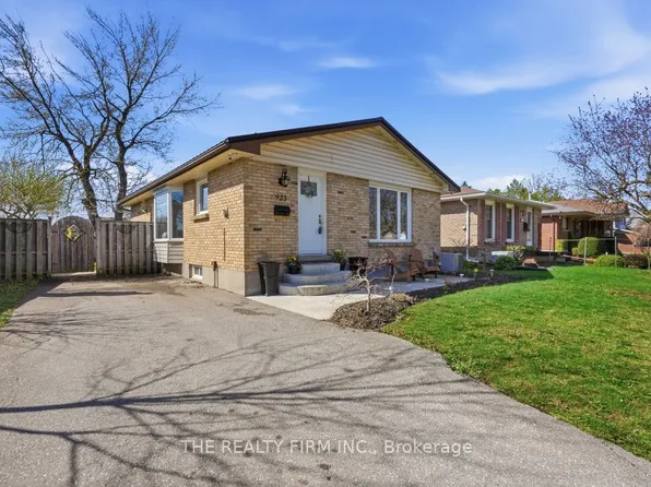923 Willow Ln, London, ON N6E 1H4
