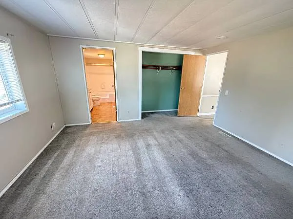 10203 217th Avenue Ct E — Photo 8