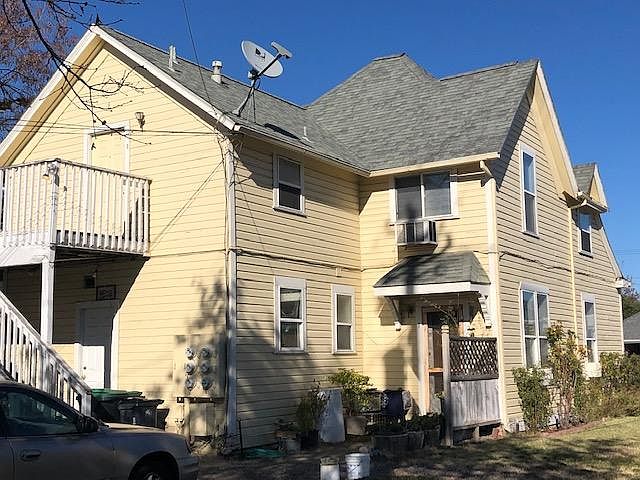 1st image of 303 N Holly St APT 3