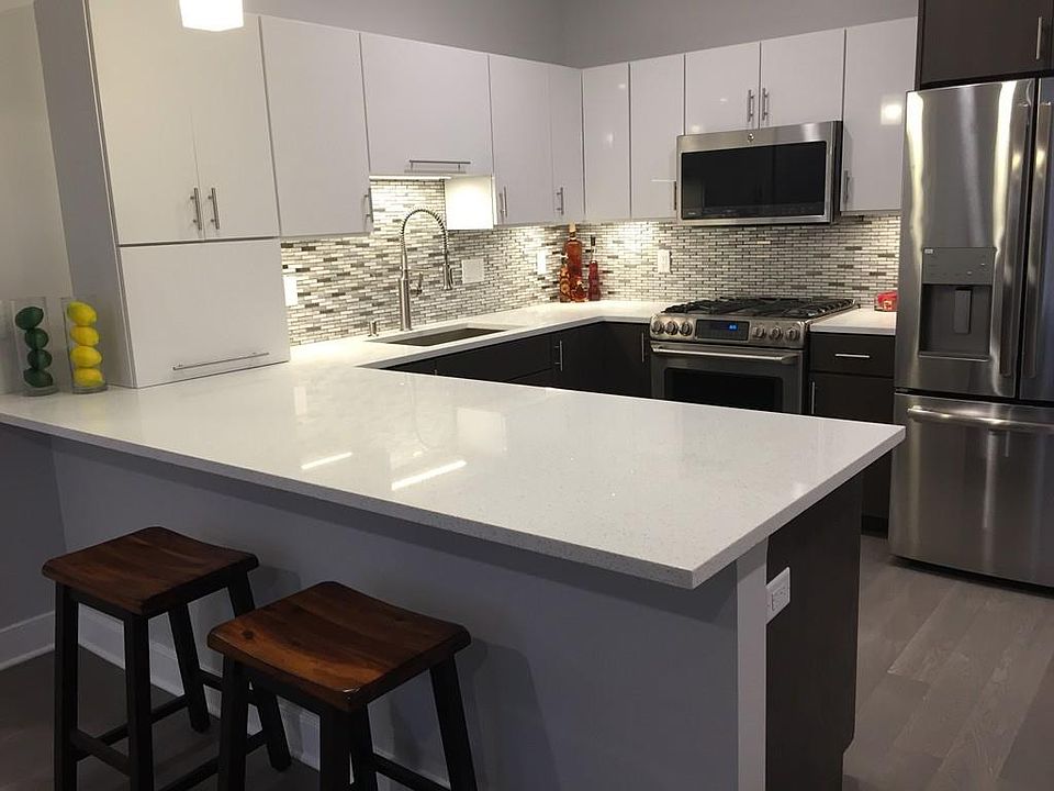 1st image of 2 Cliveden St Unit 301E