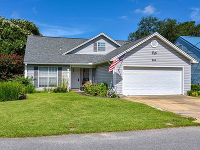 904 Elizabeth Ln, Shalimar, FL, 32579