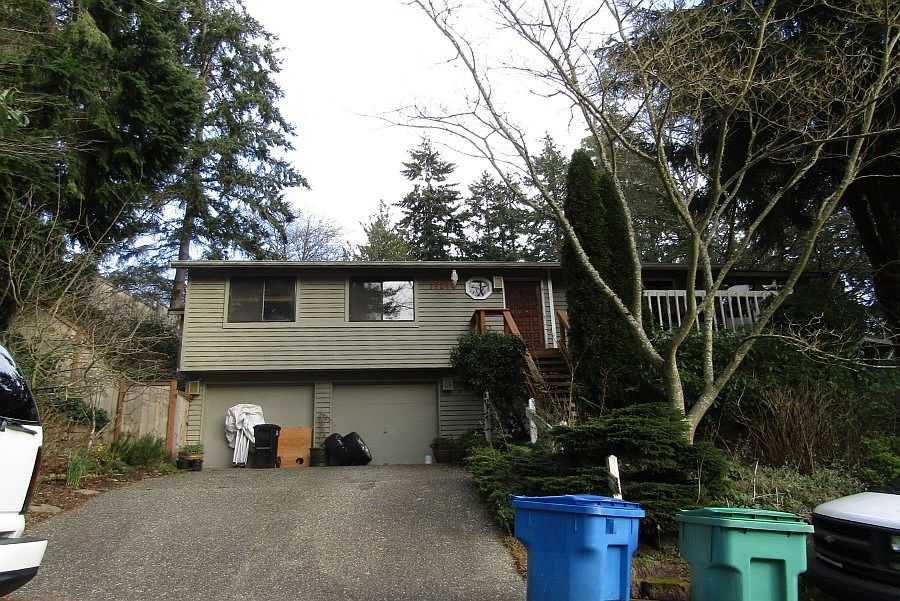 1st image of 19844 Greenwood Ave N