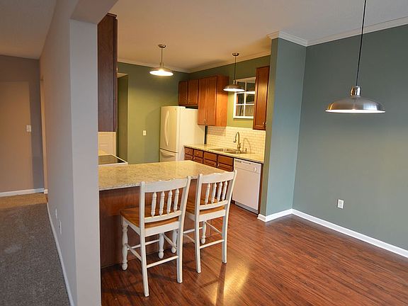 4th image of 7126 Forrester Ln