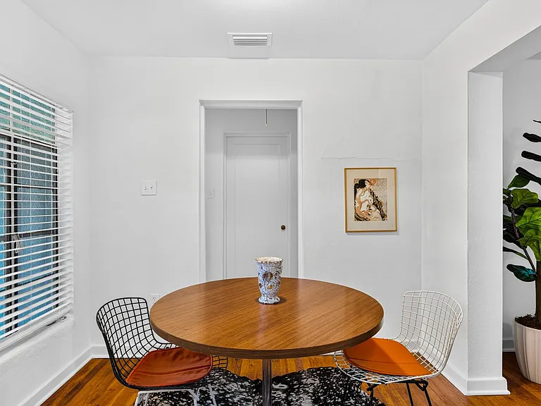 1302 Kirkwood Rd #B — Photo 6