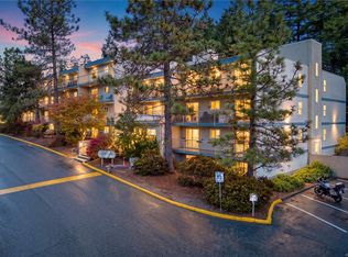 4720 Uplands Dr #405, Nanaimo, BC V9T 4S7