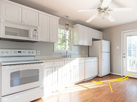 3rd image of 448 Mill Run Ave