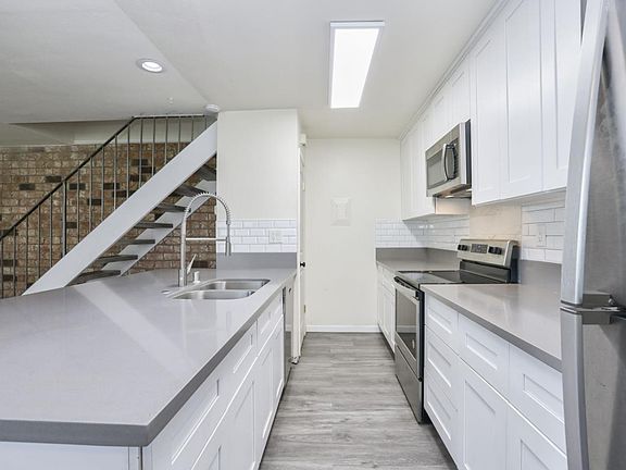 3rd image of 5509 Tyhurst Ct APT 2