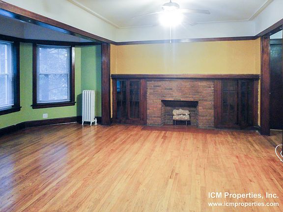 4th image of 3823.5 N Lawndale Ave #1E