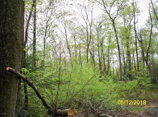 Rinker T 488 1 Rd, Stroudsburg, PA 18360