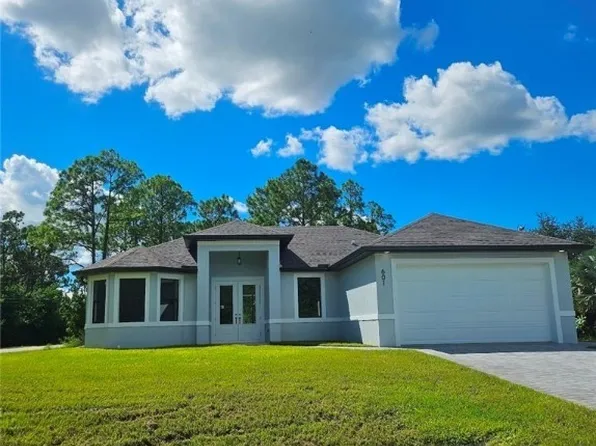 601 8th Ave, Lehigh Acres, FL 33972