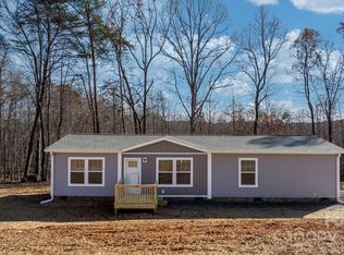 149 Oakstone Dr, Statesville, NC 28677