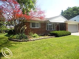 1st image of 30020 Lyndon St