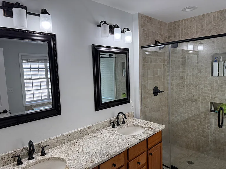 Master Bathroom 3rd Floor
