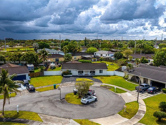 2nd image of 16713 SW 107th Pl