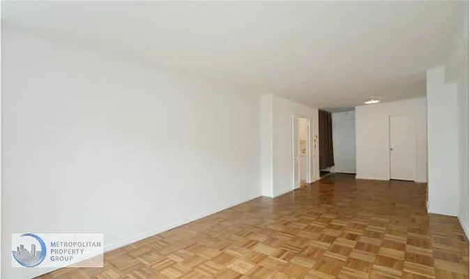 Rented by Metropolitan Property Group | media 5