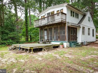 1287 Magothy Rd, Pasadena, MD 21122