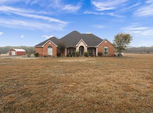 1571 Wolf Front Rd, Van Alstyne, TX 75495