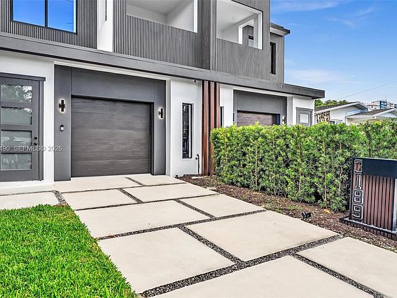 5th image of 3187 SW 23rd St