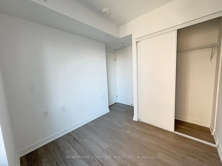 88 Queen St E #1703 — Photo 26